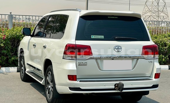 Buy Used Toyota Land Cruiser White Car in ad–Damir in Nahr-an-Nil Buy Used Toyota Land Cruiser White Car in ad–Damir in Nahr-an-Nil
