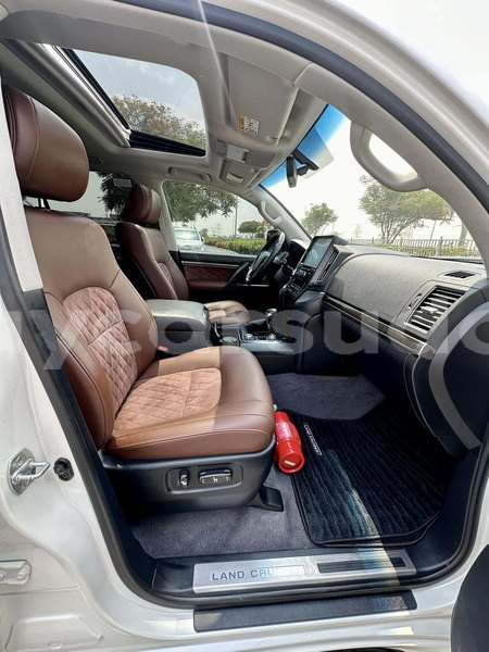 Big with watermark toyota land cruiser nahr an nil ad damir 4541