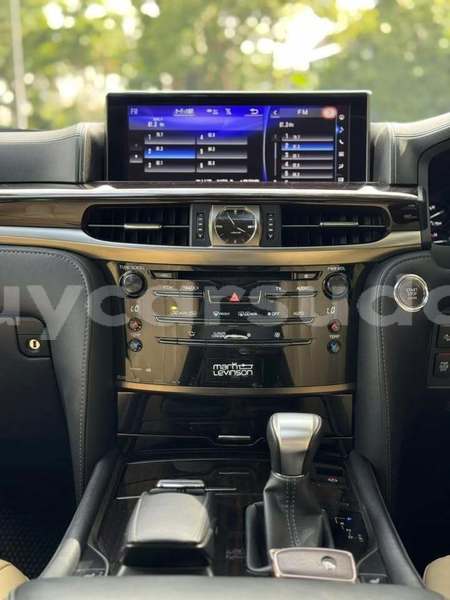 Big with watermark lexus lx 570 red sea port soudan 4554