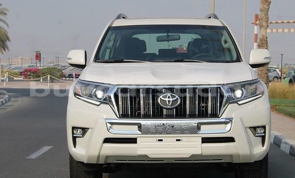 Buy Used Toyota Land Cruiser Prado White Car in Khartoum in Khartoum
