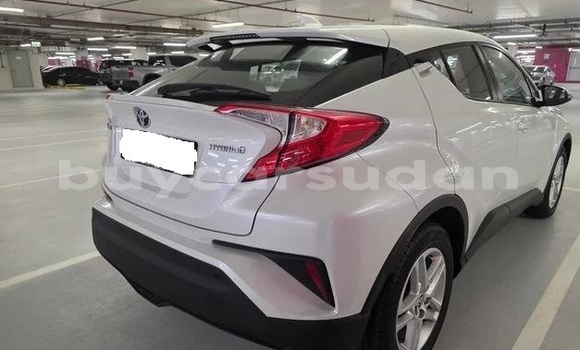 Buy Used Toyota C-HR White Car in Khartoum in Khartoum Buy Used Toyota C-HR White Car in Khartoum in Khartoum