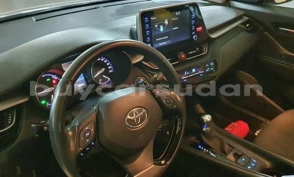 Buy Used Toyota C-HR White Car in Khartoum in Khartoum Buy Used Toyota C-HR White Car in Khartoum in Khartoum