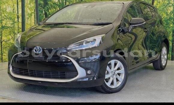 Buy Used Toyota Aqua Silver Car in al–Khartum in al-Khartum