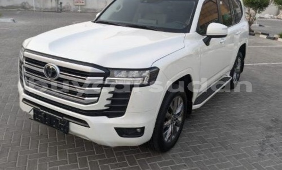 Buy Used Toyota Land Cruiser White Car in Khartoum in Khartoum Buy Used Toyota Land Cruiser White Car in Khartoum in Khartoum