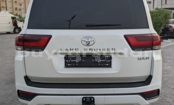 Buy Used Toyota Land Cruiser White Car in Khartoum in Khartoum Buy Used Toyota Land Cruiser White Car in Khartoum in Khartoum