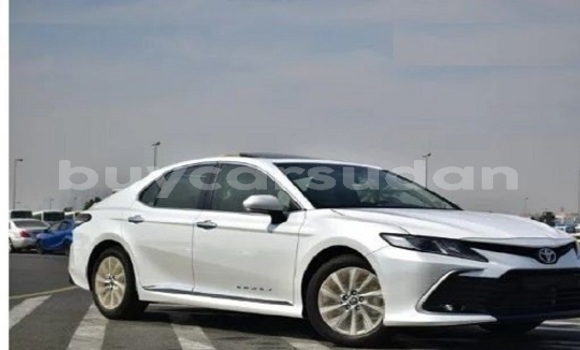 Buy Used Toyota Camry White Car in Khartoum in Khartoum Buy Used Toyota Camry White Car in Khartoum in Khartoum