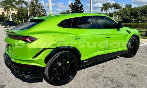 Buy Used Lamborghini Urus Green Car in ad–Damazin in an-Nil-al-Azraq Buy Used Lamborghini Urus Green Car in ad–Damazin in an-Nil-al-Azraq