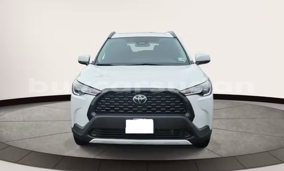 Buy Used Toyota Corolla Cross White Car in Khartoum in Khartoum
