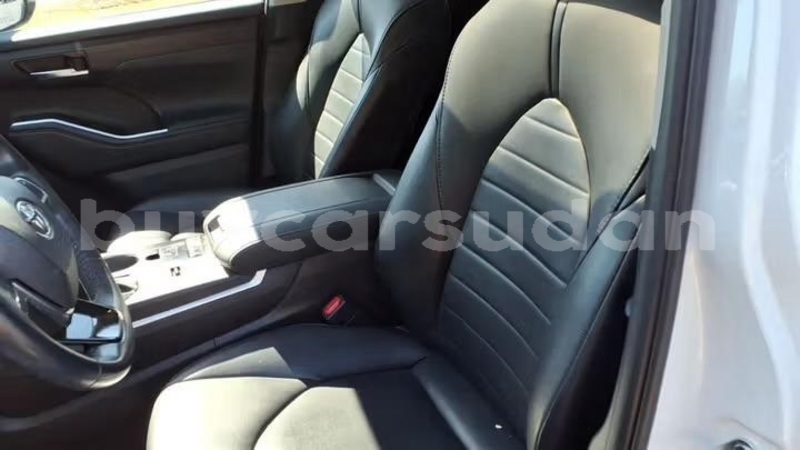 Big with watermark toyota highlander khartoum khartoum 4596