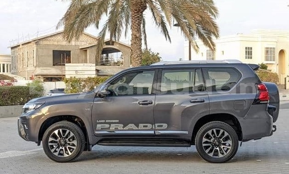 Buy Used Toyota Land Cruiser Prado White Car in Khartoum in Khartoum Buy Used Toyota Land Cruiser Prado White Car in Khartoum in Khartoum