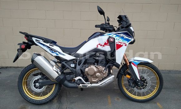 Buy Used Honda CRF Beige Bike in Khartoum in Khartoum