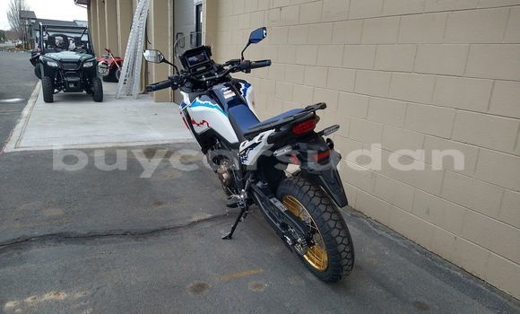 Buy Used Honda CRF Beige Bike in Khartoum in Khartoum Buy Used Honda CRF Beige Bike in Khartoum in Khartoum