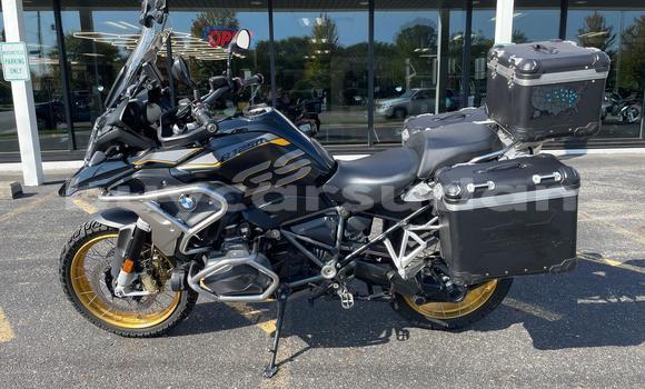 Buy Used BMW R1200GS Adventure Black Bike in Bur Sudan in al-Bahr-al-Ahmar Buy Used BMW R1200GS Adventure Black Bike in Bur Sudan in al-Bahr-al-Ahmar