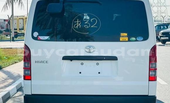 Buy Used Toyota Hiace White Car in Khartoum in Khartoum Buy Used Toyota Hiace White Car in Khartoum in Khartoum