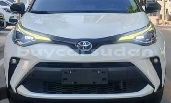 Buy Used Toyota C-HR White Car in Khartoum in Khartoum Buy Used Toyota C-HR White Car in Khartoum in Khartoum