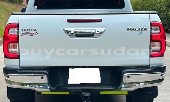 Buy Used Toyota Hilux White Car in Khartoum in Khartoum Buy Used Toyota Hilux White Car in Khartoum in Khartoum