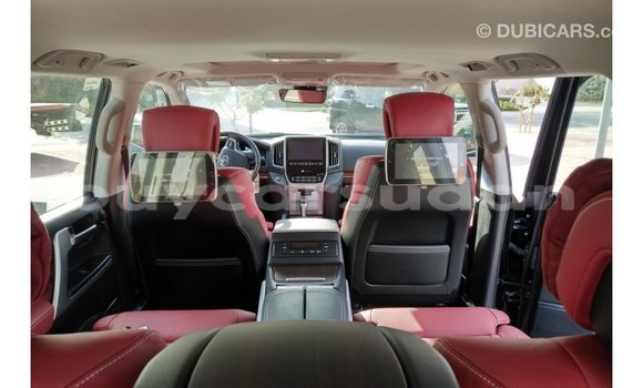 Buy Import Toyota Land Cruiser Black Car in Import - Dubai in Al Jazirah State