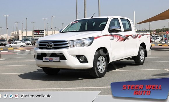 Acheter Import Voiture Toyota Hilux Blanc à Import - Dubai, État d'Al Jazirah Acheter Import Voiture Toyota Hilux Blanc à Import - Dubai, État d'Al Jazirah