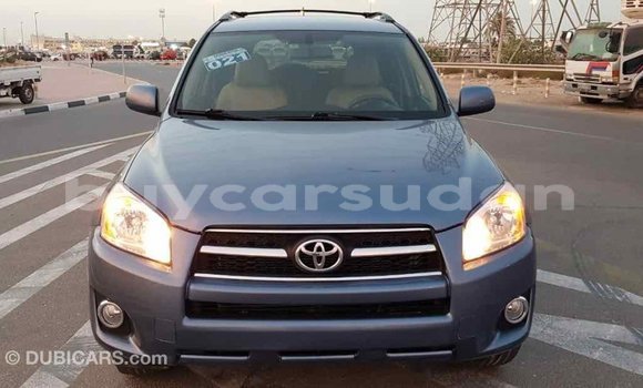 Buy Import Toyota HiAce Blue Truck in Import - Dubai in Al Jazirah State Buy Import Toyota HiAce Blue Truck in Import - Dubai in Al Jazirah State