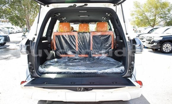 Buy Import Lexus LX White Car in Import - Dubai in Al Jazirah State Buy Import Lexus LX White Car in Import - Dubai in Al Jazirah State