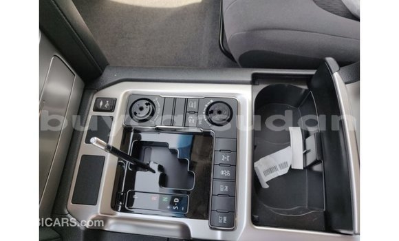 Acheter Import Voiture Toyota Land Cruiser Noir à Import - Dubai, État d'Al Jazirah Acheter Import Voiture Toyota Land Cruiser Noir à Import - Dubai, État d'Al Jazirah