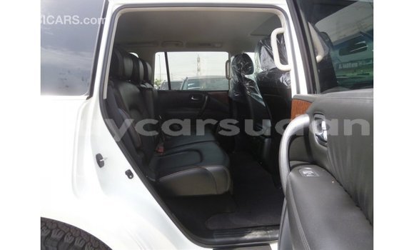 Buy Import Nissan Patrol White Car in Import - Dubai in Al Jazirah State Buy Import Nissan Patrol White Car in Import - Dubai in Al Jazirah State