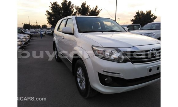Buy Import Toyota Fortuner White Car in Import - Dubai in Al Jazirah State Buy Import Toyota Fortuner White Car in Import - Dubai in Al Jazirah State