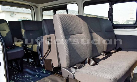 Buy Import Toyota Hiace White Car in Import - Dubai in Al Jazirah State Buy Import Toyota Hiace White Car in Import - Dubai in Al Jazirah State