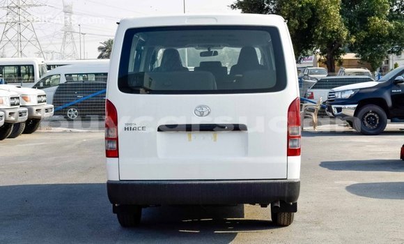 Buy Import Toyota Hiace White Car in Import - Dubai in Al Jazirah State Buy Import Toyota Hiace White Car in Import - Dubai in Al Jazirah State