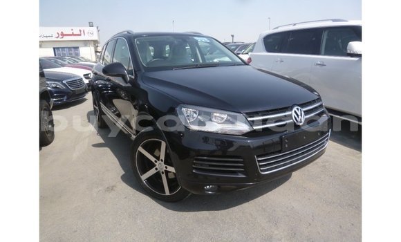 Buy Import Volkswagen Touareg Black Car in Import - Dubai in Al Jazirah State