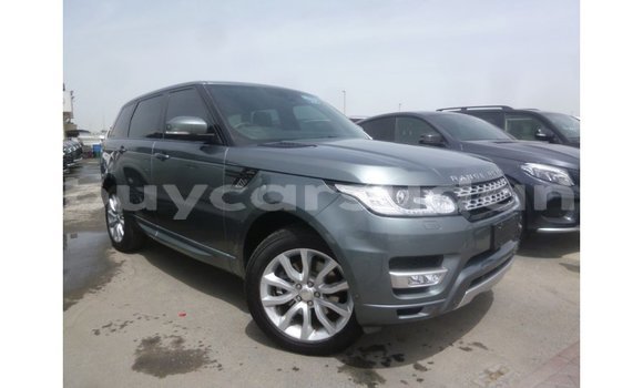 Buy Import Land Rover Range Rover Green Car in Import - Dubai in Al Jazirah State