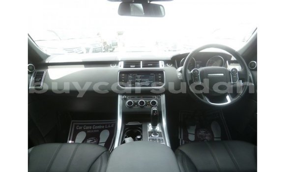 Buy Import Land Rover Range Rover Green Car in Import - Dubai in Al Jazirah State Buy Import Land Rover Range Rover Green Car in Import - Dubai in Al Jazirah State