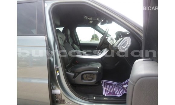 Buy Import Land Rover Range Rover Green Car in Import - Dubai in Al Jazirah State Buy Import Land Rover Range Rover Green Car in Import - Dubai in Al Jazirah State