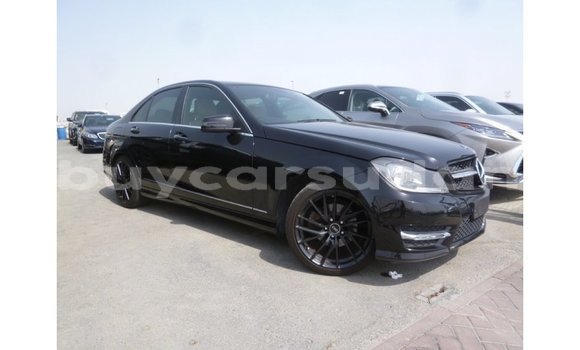 Buy Import Mercedes-Benz 190 Black Car in Import - Dubai in Al Jazirah State