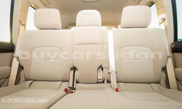 Buy Import Toyota Land Cruiser White Car in Import - Dubai in Al Jazirah State Buy Import Toyota Land Cruiser White Car in Import - Dubai in Al Jazirah State