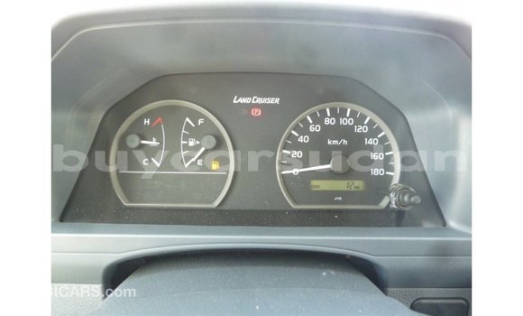 Buy Import Toyota Land Cruiser White Car in Import - Dubai in Al Jazirah State Buy Import Toyota Land Cruiser White Car in Import - Dubai in Al Jazirah State