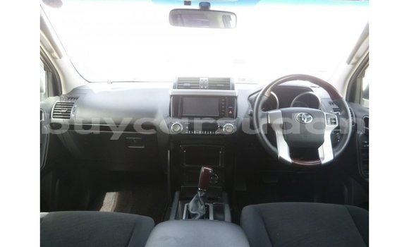 Buy Import Toyota Prado White Car in Import - Dubai in Al Jazirah State Buy Import Toyota Prado White Car in Import - Dubai in Al Jazirah State