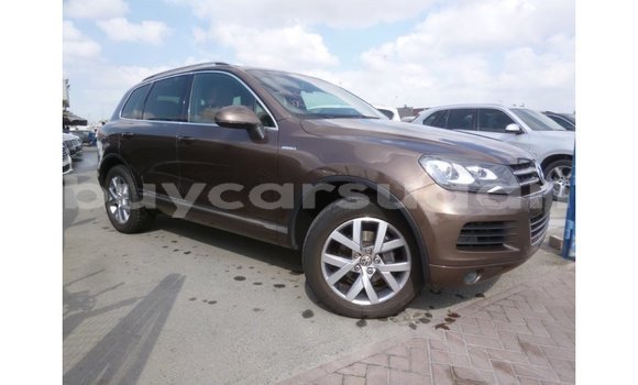 Buy Import Volkswagen Touareg Brown Car in Import - Dubai in Al Jazirah State
