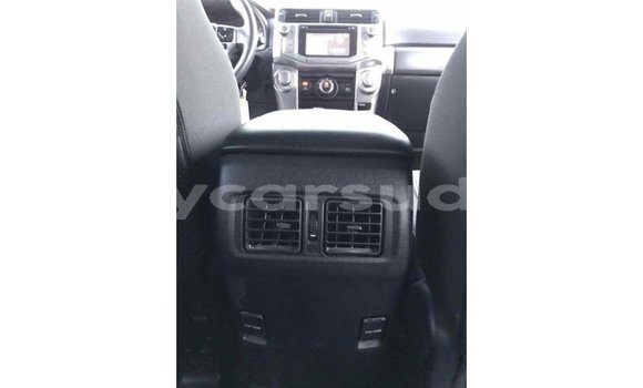 Buy Import Toyota HiAce Other Truck in Import - Dubai in Al Jazirah State Buy Import Toyota HiAce Other Truck in Import - Dubai in Al Jazirah State