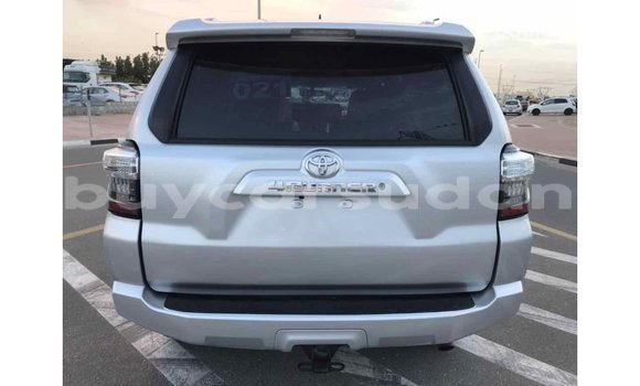 Buy Import Toyota HiAce Other Truck in Import - Dubai in Al Jazirah State Buy Import Toyota HiAce Other Truck in Import - Dubai in Al Jazirah State
