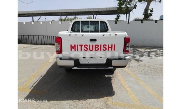 Buy Import Mitsubishi L200 White Car in Import - Dubai in Al Jazirah State Buy Import Mitsubishi L200 White Car in Import - Dubai in Al Jazirah State
