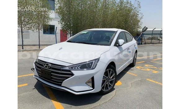 Buy Import Hyundai Elantra White Car in Import - Dubai in Al Jazirah State Buy Import Hyundai Elantra White Car in Import - Dubai in Al Jazirah State