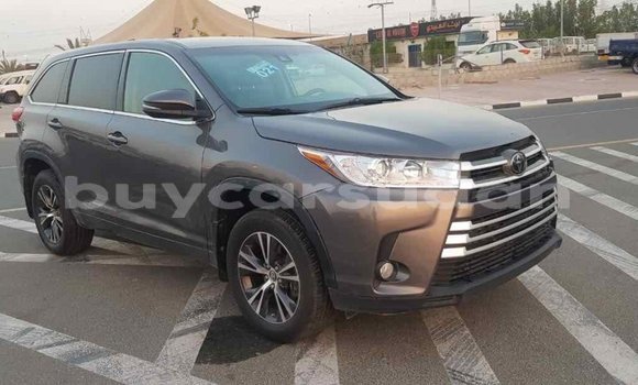 Buy Import Toyota Highlander Other Car in Import - Dubai in Al Jazirah State Buy Import Toyota Highlander Other Car in Import - Dubai in Al Jazirah State