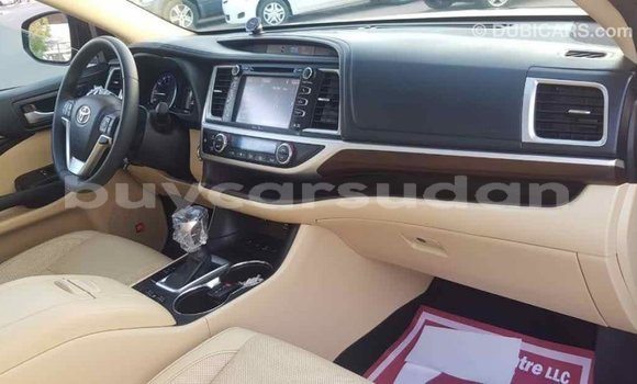 Buy Import Toyota Highlander Blue Car in Import - Dubai in Al Jazirah State Buy Import Toyota Highlander Blue Car in Import - Dubai in Al Jazirah State