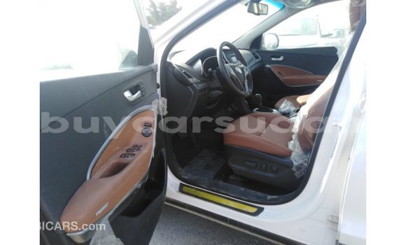 Buy Import Hyundai Santa Fe White Car in Import - Dubai in Al Jazirah State Buy Import Hyundai Santa Fe White Car in Import - Dubai in Al Jazirah State