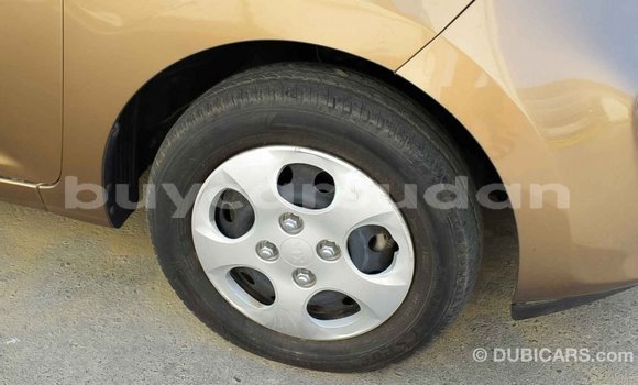 Buy Import Kia Carens Brown Car in Import - Dubai in Al Jazirah State Buy Import Kia Carens Brown Car in Import - Dubai in Al Jazirah State