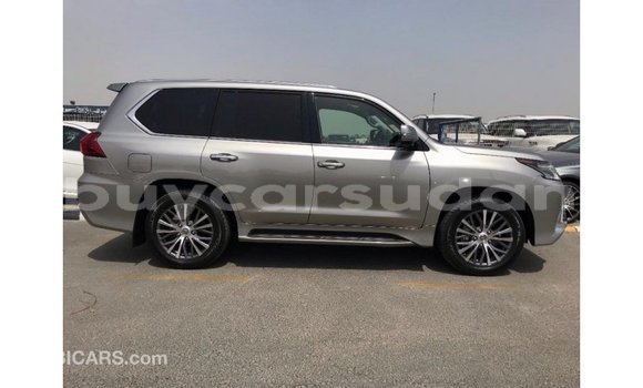 Acheter Import Voiture Lexus LX Autre à Import - Dubai, État d'Al Jazirah Acheter Import Voiture Lexus LX Autre à Import - Dubai, État d'Al Jazirah