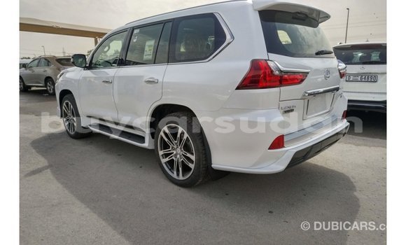Acheter Import Voiture Lexus LX Blanc à Import - Dubai, État d'Al Jazirah Acheter Import Voiture Lexus LX Blanc à Import - Dubai, État d'Al Jazirah