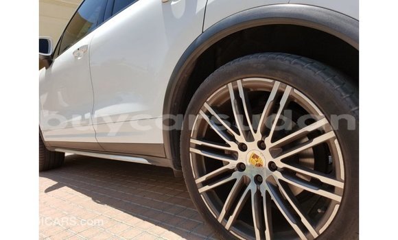 Buy Import Porsche Cayenne White Car in Import - Dubai in Al Jazirah State Buy Import Porsche Cayenne White Car in Import - Dubai in Al Jazirah State