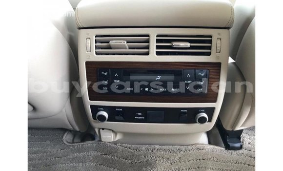 Buy Import Toyota Land Cruiser White Car in Import - Dubai in Al Jazirah State Buy Import Toyota Land Cruiser White Car in Import - Dubai in Al Jazirah State